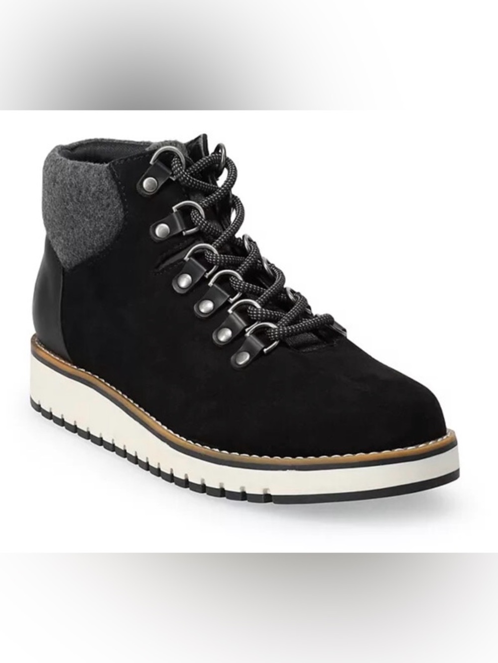 White Mountain Clifton Black Shimmer High Tops. Size 9.5 Very GUC.